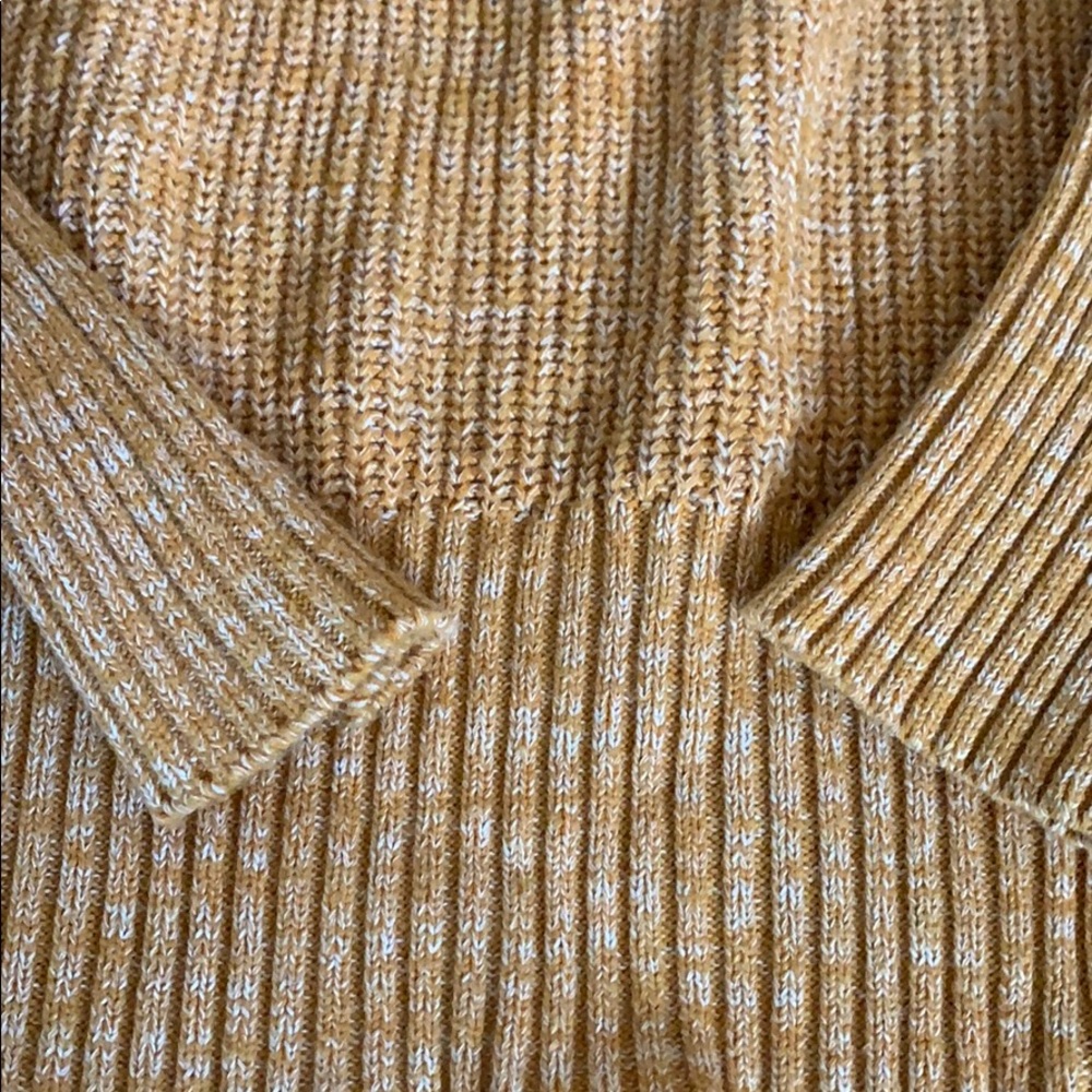 Universal thread sweater - Picture 4 of 4